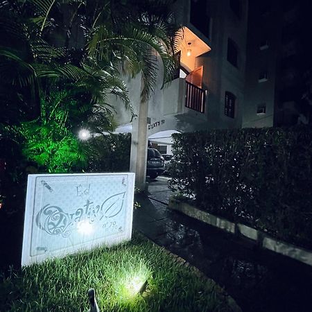 Apartamento Charmoso A 400Mts Da Praia Da Enseada Гуаружа Экстерьер фото